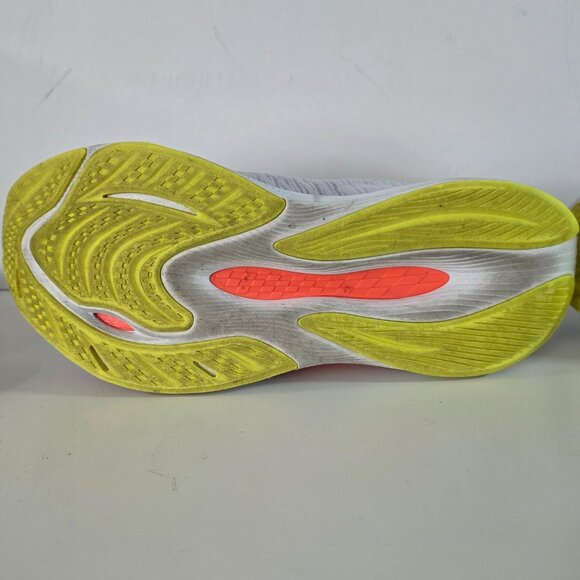 New Balance 8.5 Wide women's white walking or running shoe - Picture 5 of 7